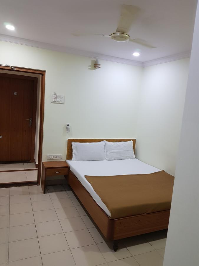 Hotel Super Mumbai Luaran gambar